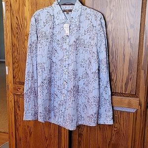 Men's long sleeve button up shirt